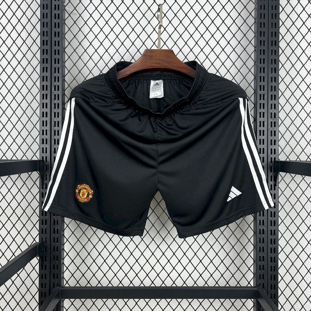SHORT MANCHESTER UNITED 2025/2026