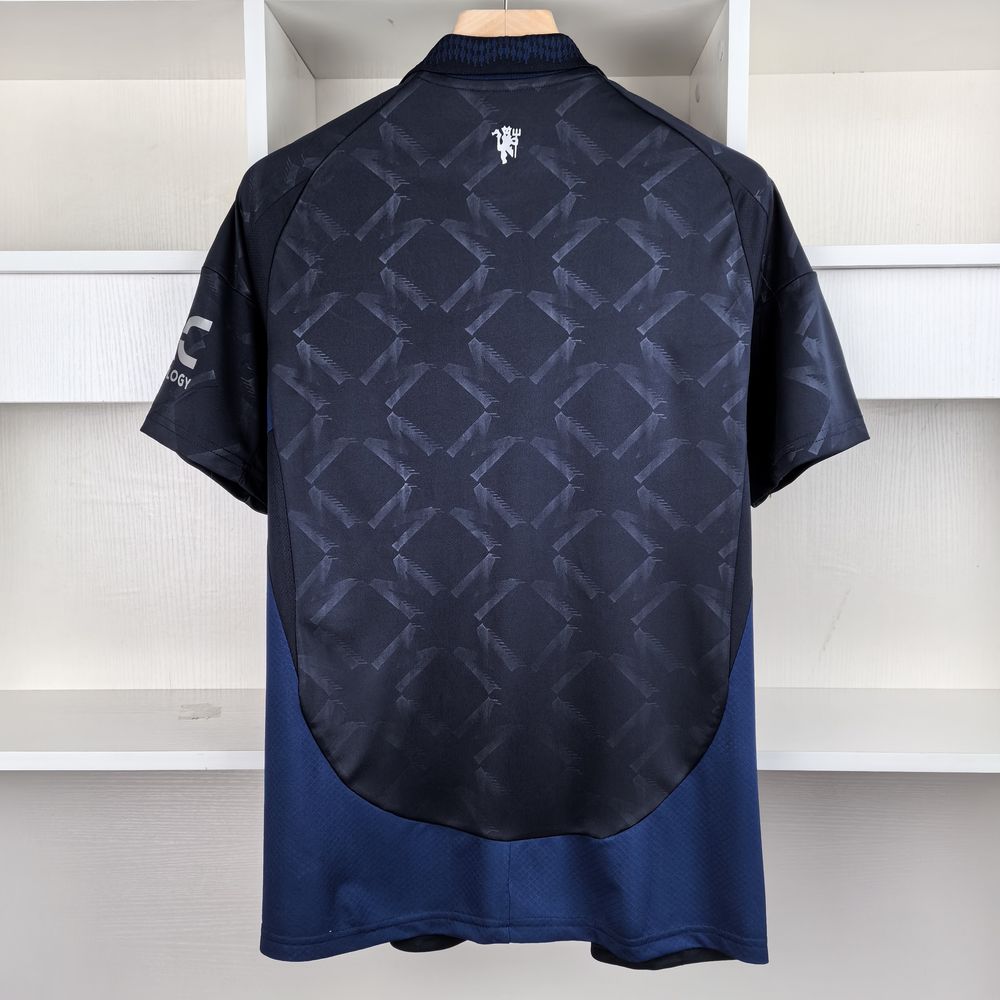 JERSEY MANCHESTER UNITED 2024/2025