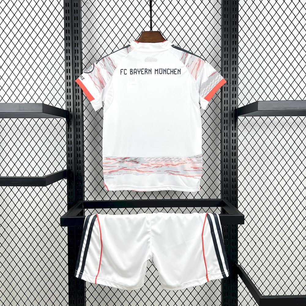 KIDS KIT Fc Bayern Munich 2025/2026