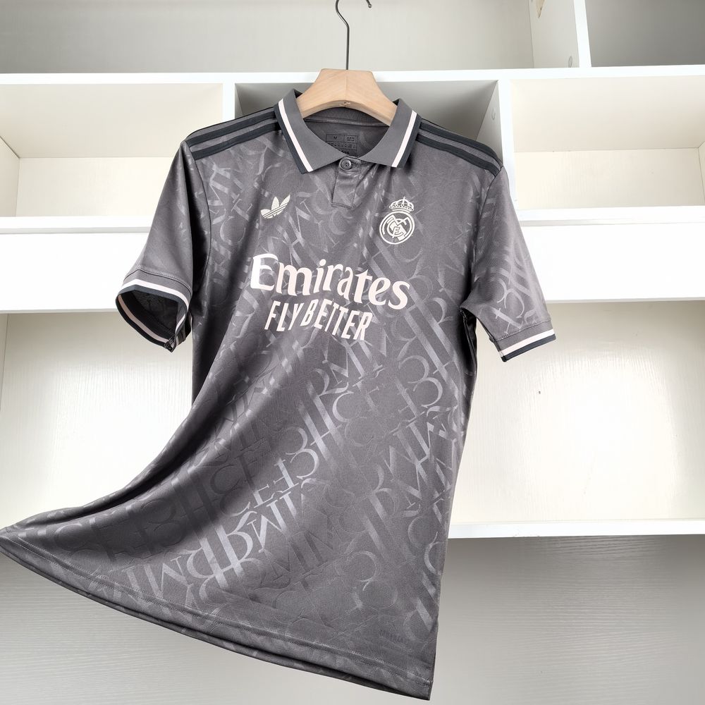 JERSEY CONCEPT REAL MADRID 2024/2025