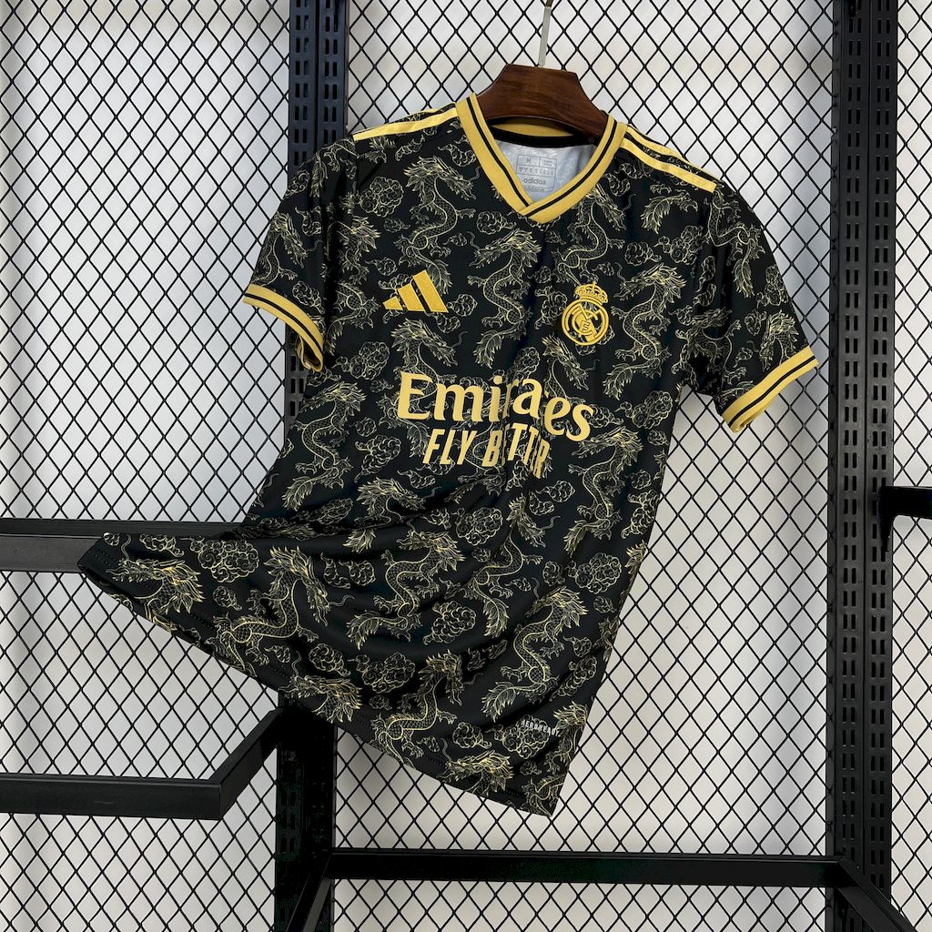 JERSEY CONCEPT REAL MADRID 2025/2026