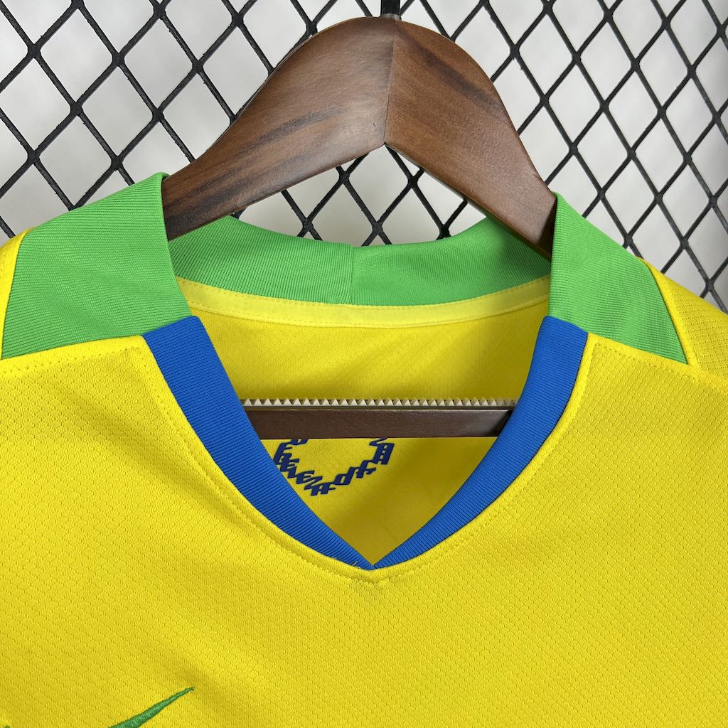 JERSEY BRAZIL WOMEN'S HOME 2025