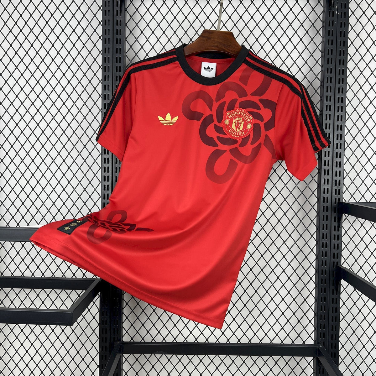 MANCHESTER UNITED CONCEPT JERSEY 2025/26