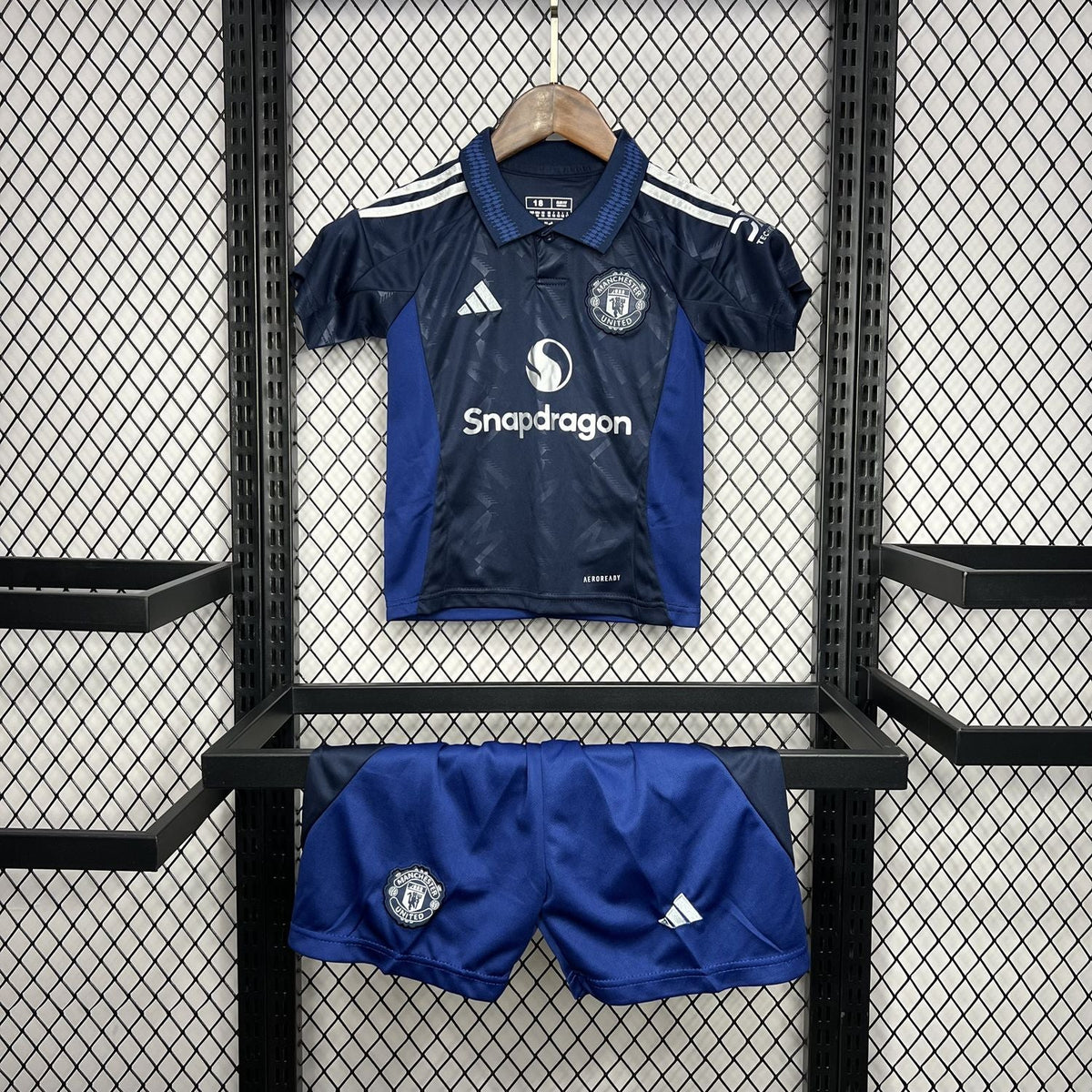 KIDS KIT MANCHESTER UNITED 2024/2025