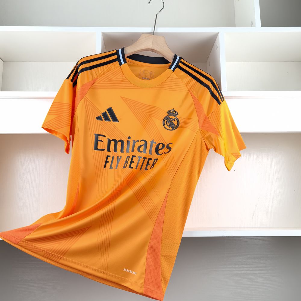 JERSEY REAL MADRID 2024/2025