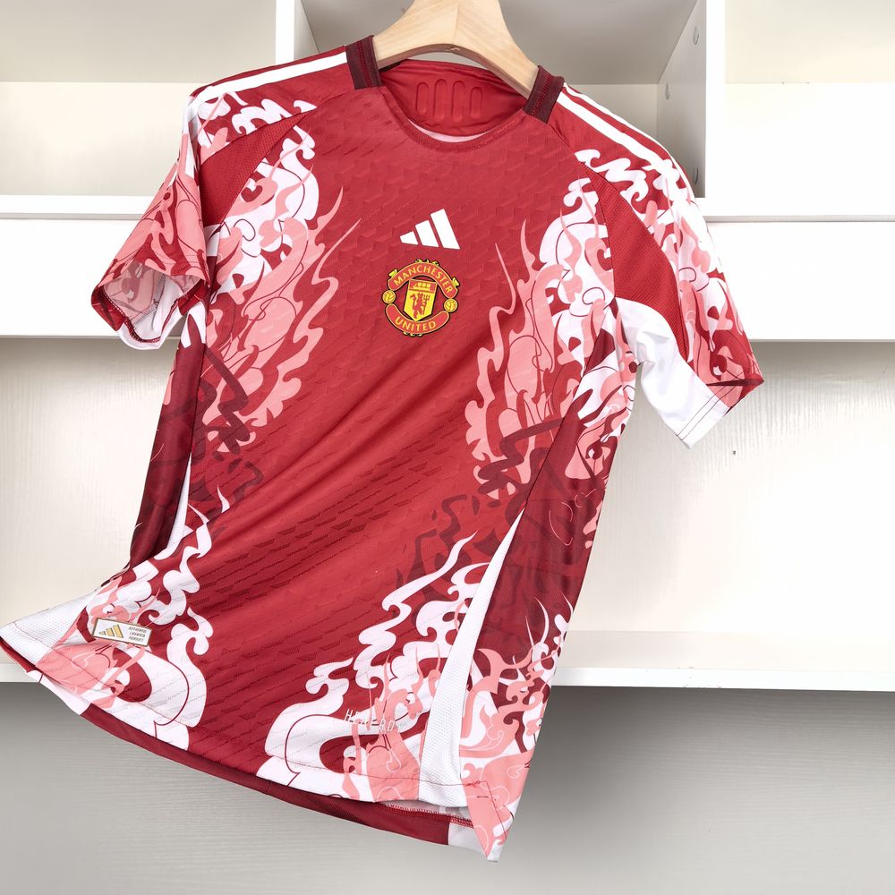 JERSEY CONCEPT MANCHESTER UNITED 2024/2025