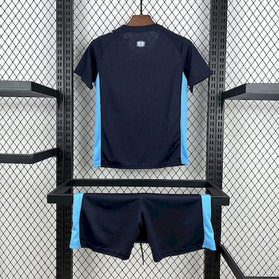 KIDS KIT OM 2025/2026